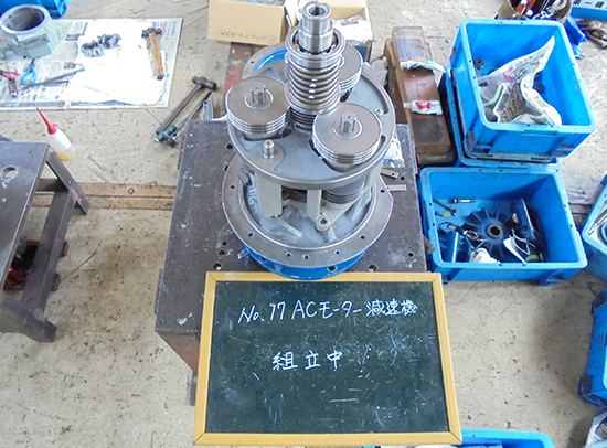第一機工_バイエル変速機整備(組立中②)